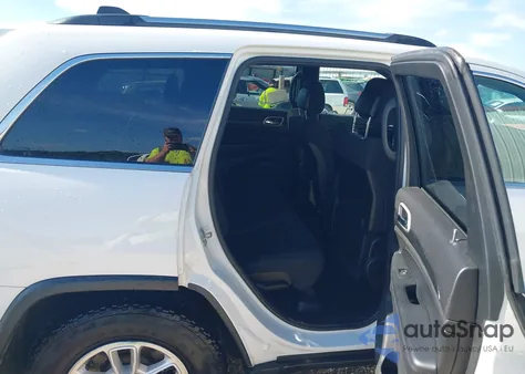 2020 Jeep Grand Cherokee Laredo E 4X4 из США, поврежденный, VIN 1C4RJFAG5LC360449